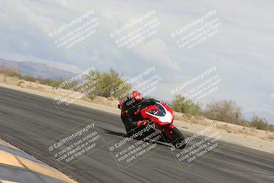 media/May-05-2025-Moto Forza (Mon) [[3c1838c5e5]]/2-B Group/Session 2 (Turn 7 Inside)/